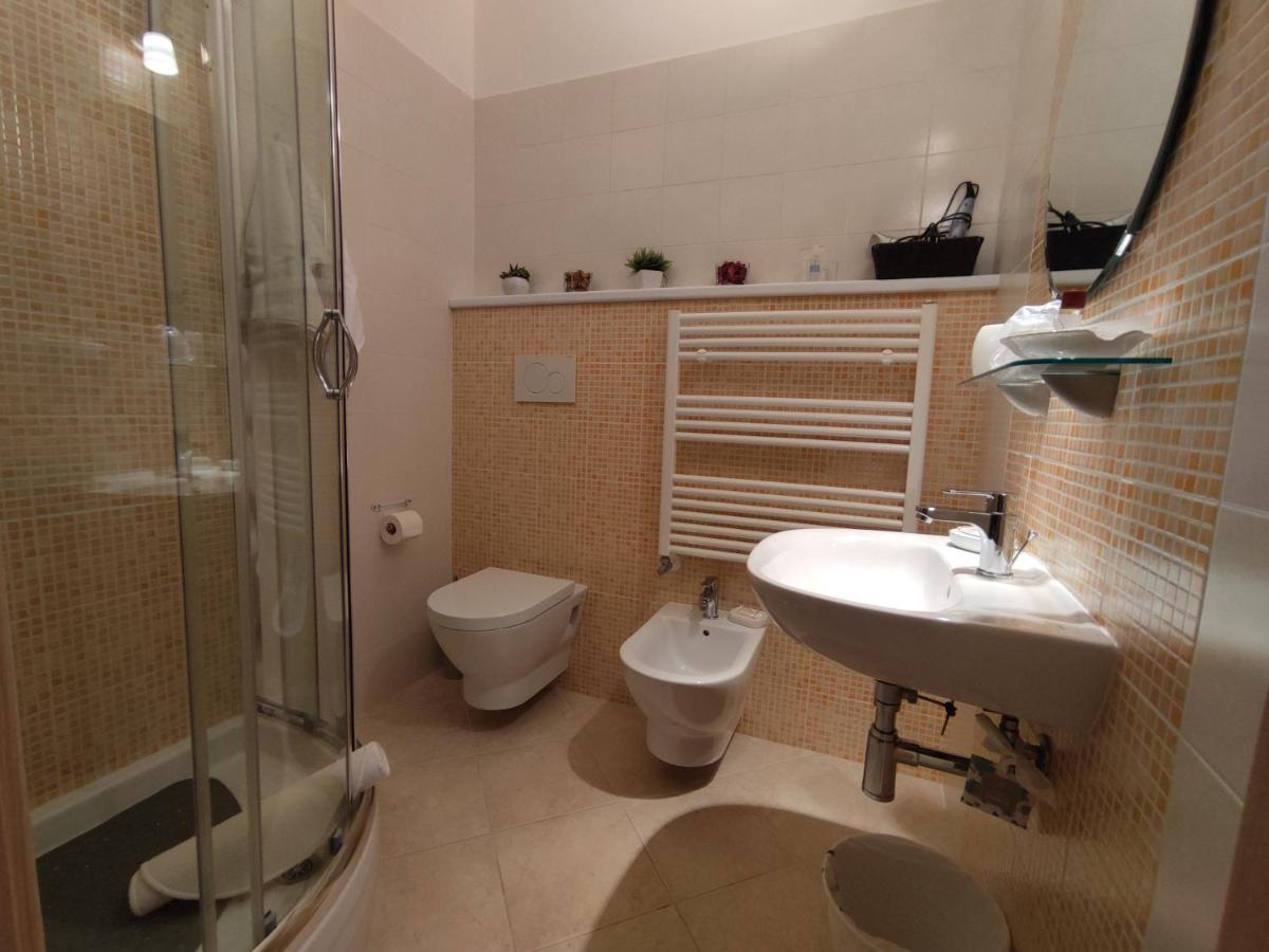 Bed and Breakfast Il Giardino Delle Zagare Фонди Экстерьер фото